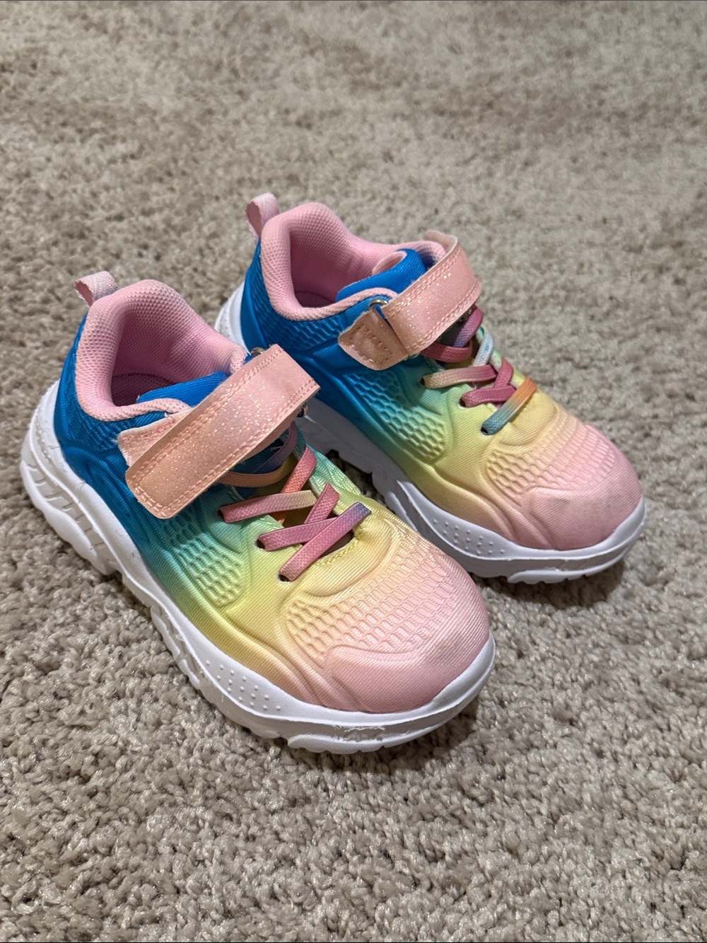 Kids Rainbow Gradient Light-Up Sneakers - Pink/Blue/Yellow